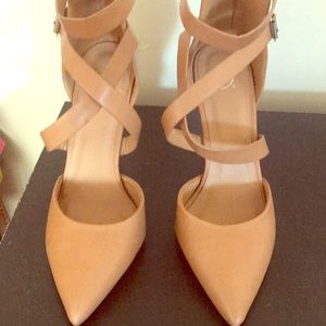 Beige heels